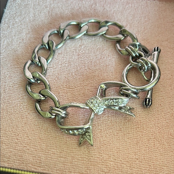 Vintage Juicy Couture Silver Chain Bracelet with Bling Bow - Picture 12 of 15